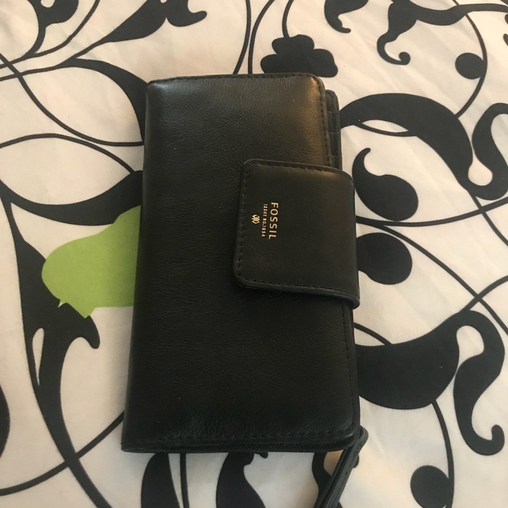 Fossil wallet